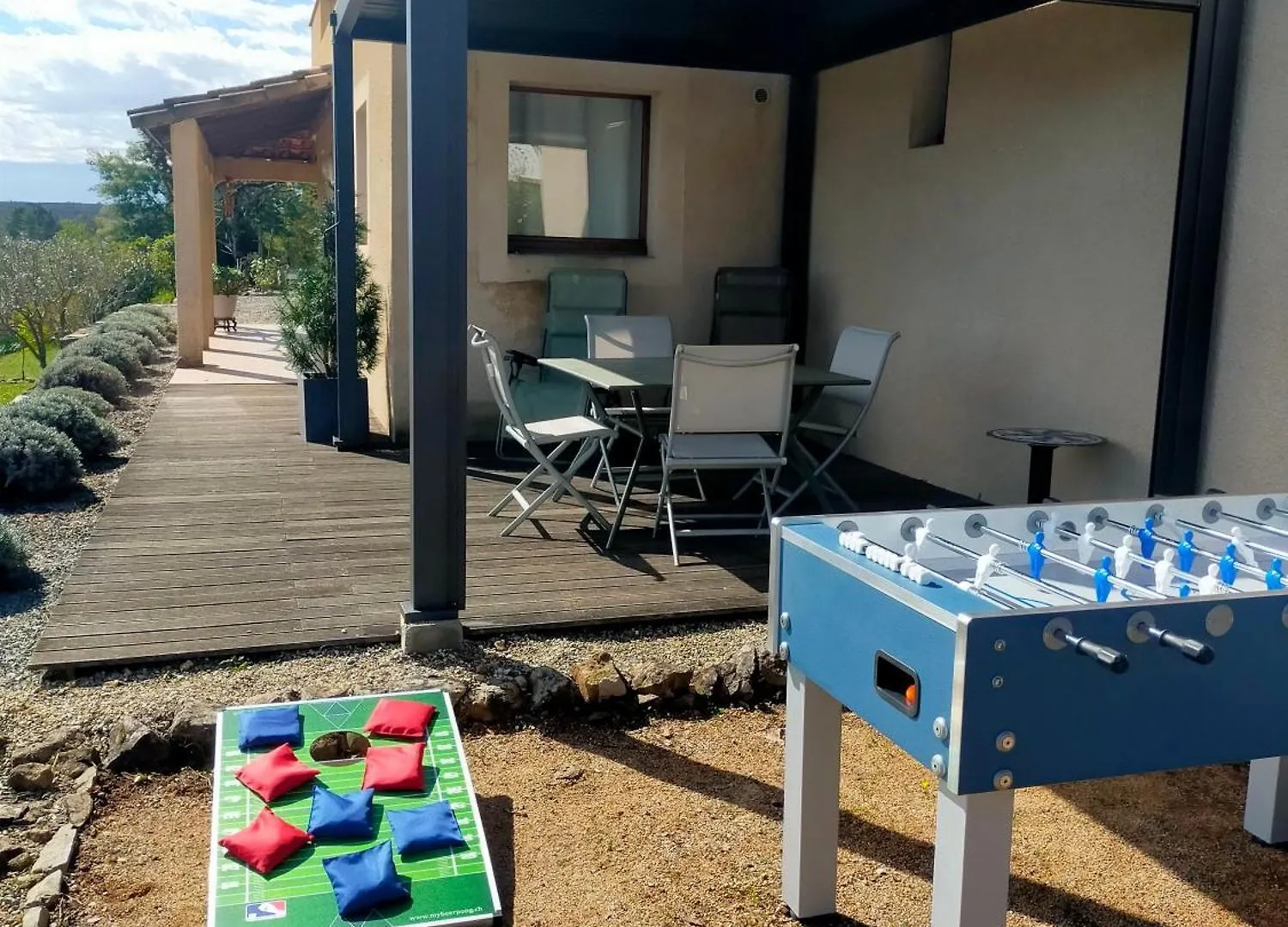 Gite Dans Une Maison En Rez-De-Chaussee Avec Piscine Joyeuse Feriehus